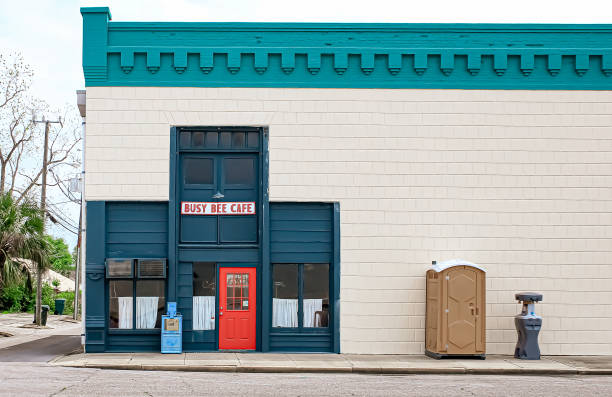 Best Portable toilet rental cost  in East Bakersfield, CA